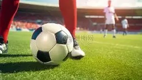 英力士总监引领曼联基地升级改造，同时实施成本削减与裁员措施