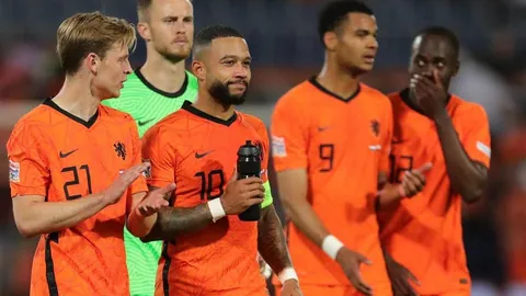 惊心动魄逆转！圣地亚哥4-1逆袭，美洲狮防线危机四伏！